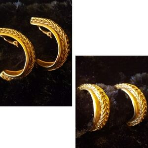 Robert Lee Morris And Donna Karen Gold Tone Clip Earrings